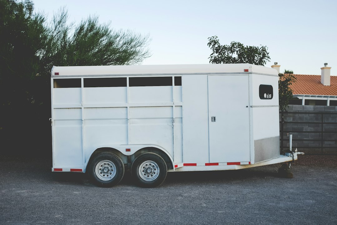Enclosed vehicle transport trailer